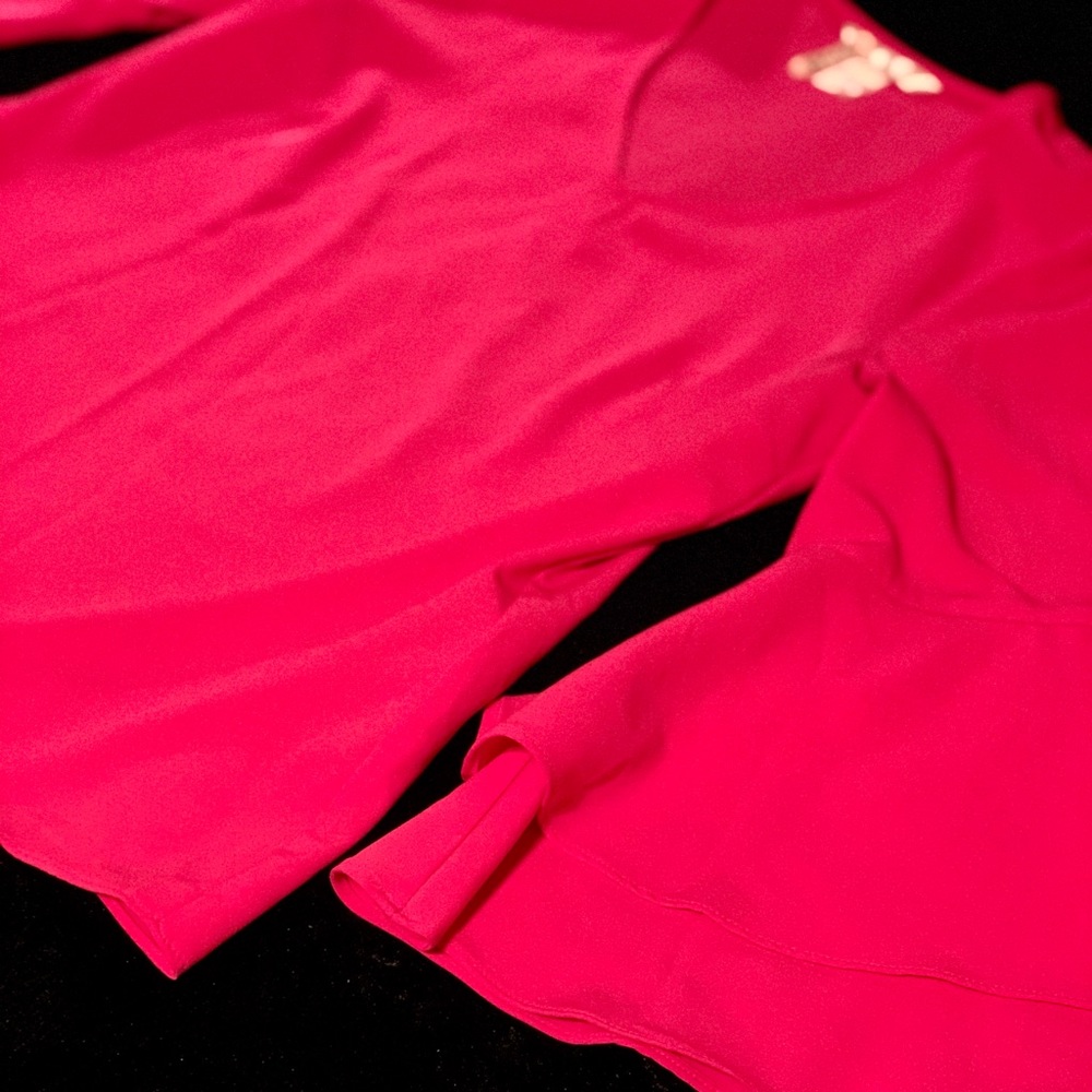 | Like New | Petite Small Women’s Pink  Blouse | - Picture 4 of 8